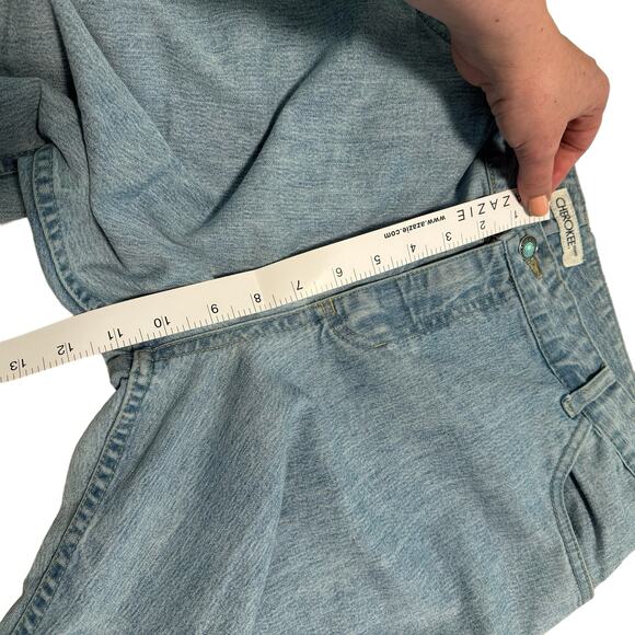 Vintage Women’s Capris Vintage Denim Vintage Cherokee Capris - Picture 8 of 11